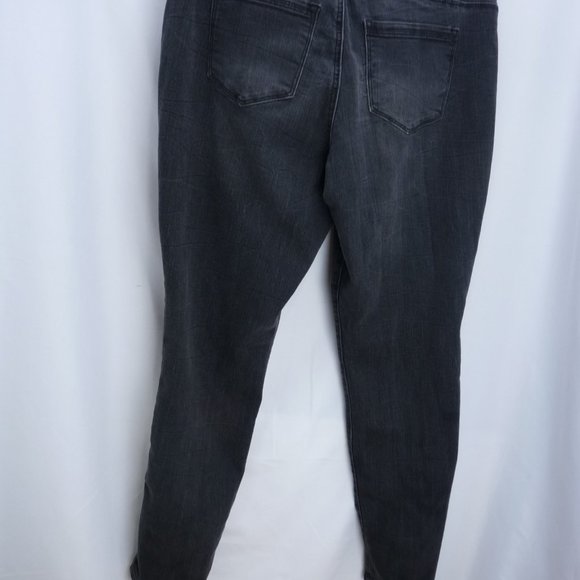 Bandolino Gray Denim Jeans Floral Embroidered  Lisbeth Curvy Skinny Ankle  Sz 10 - Picture 3 of 8